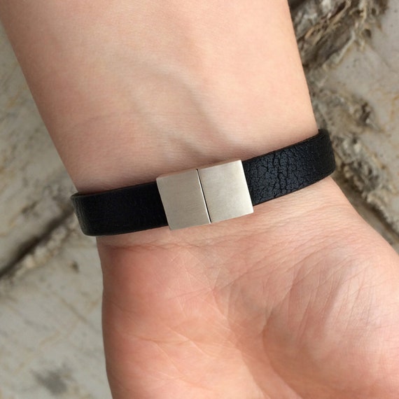 Voice Recording Mens Bracelet - Soundwave Cuff - Leather Bracelet - Nadin  Art Design - Personalized Jewelry