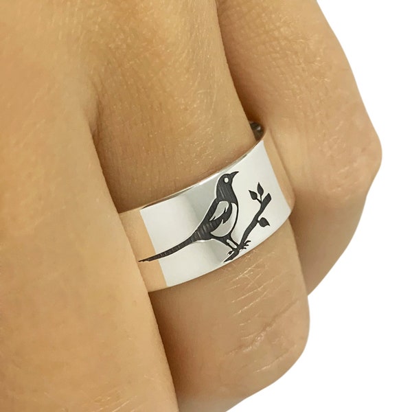 Magpie Band Ring in Sterling Silver Metal, Magpie Ring, Magpie Jewelry, Magpie Wedding Band Ring, Bird Ring, Engagement Ring, Animal Ring