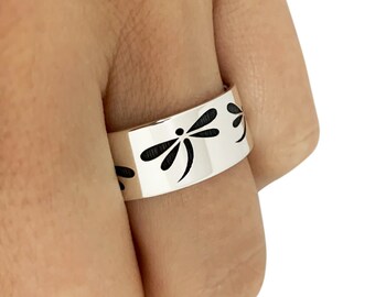 Dragonfly Band Ring, Dragonfly Ring, Silver Band Ring, Wedding Ring, Nature Ring, Dragonfly Jewelry, Silver Wedding Ring