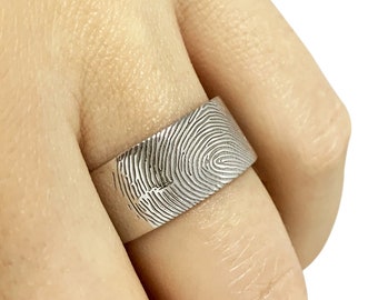 Actual Fingerprint Ring, Fingerprint Band Ring in Sterling Silver Metal, Custom Band Ring, Memorial Ring, Personalized Wedding Band Ring