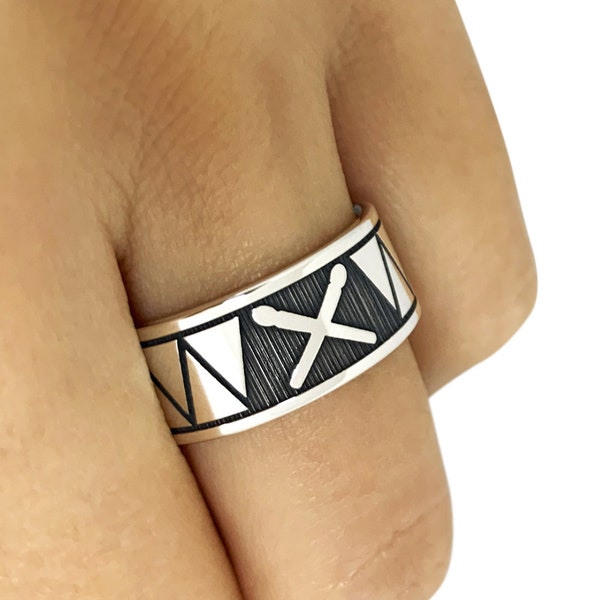 Drum Band Ring in Sterling Silver Metal, Drum Ring, Drummer Ring, Music Jewelry, Music Ring, Music Teacher Gift