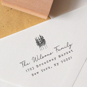 Aangepaste adresstempel met bomen - Gepersonaliseerde retouradresstempel voor rustieke bruiloften, housewarmingcadeaus of dagelijks gebruik