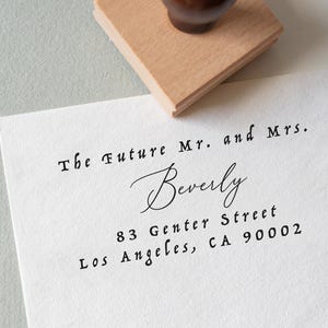 Timbro personalizzato per indirizzo di ritorno del matrimonio: Futuri Sig. e Sig.ra.