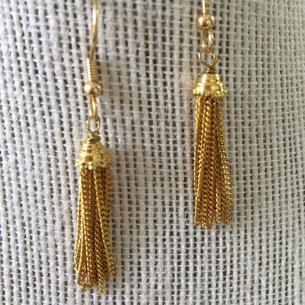 SAVAGE BEAUTY TASSEL EARRINGS GOLD