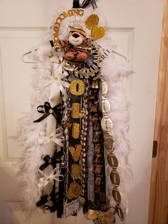 Mums and Garters Etsy
