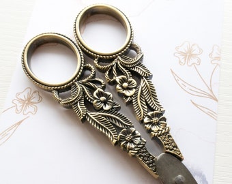 Vintage Floral Embroidery Scissors | Victorian Scissors