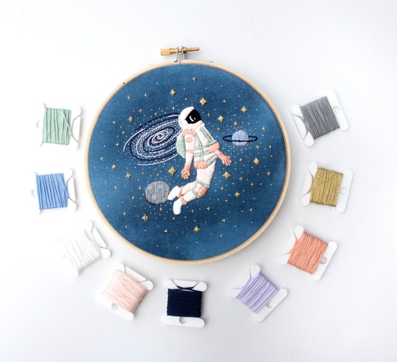宇宙飛行士の宇宙刺繍アートパターン | 宇宙刺繍パターン | 星の刺繍