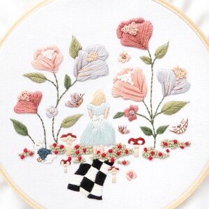 Alice in Wonderland Embroidery Pattern image 2