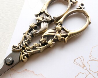 Vintage Tulip Embroidery Scissors | Victorian Scissors