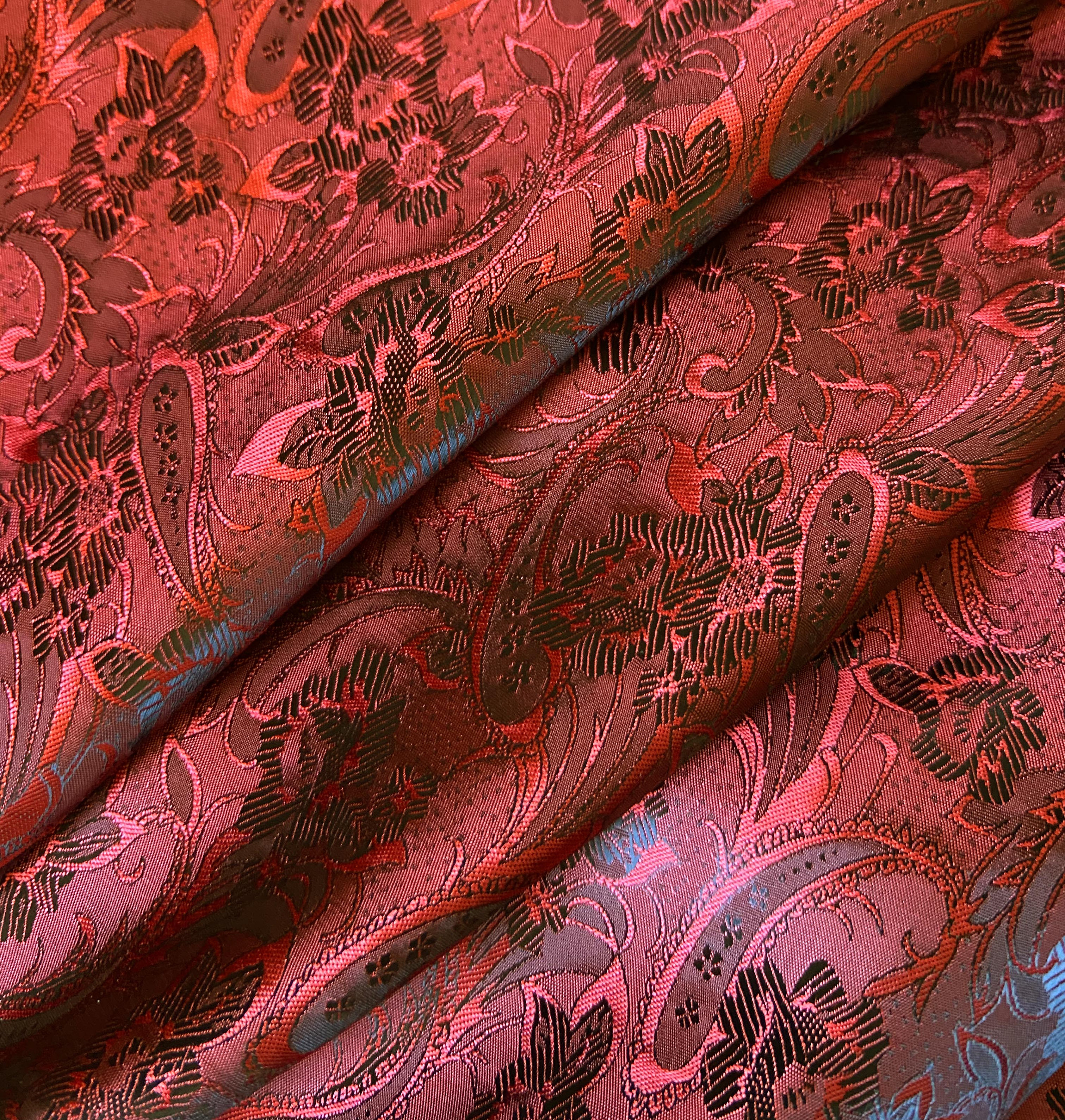 Red Black Floral Paisley Lining Fabric Jacquard / Ships From USA Sold By The Yard \ Trippy 60s Psychedelic Style Swirling Pattern Under 10