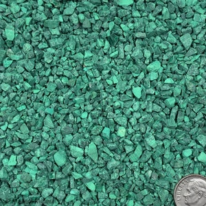 Crushed Green Malachite Chips from the Republic of Congo, Pea-Sized Gravel (2mm-4mm) for Stone Inlay, Mineral Art, or Handmade Jewelry