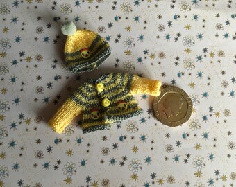 Dollshouse 1/12th miniature hand knitted toddler doll Hat and Jacket