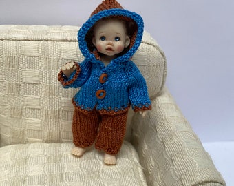 Dollshouse1.12th baby/toddler doll, hooded jacket, pants and booties