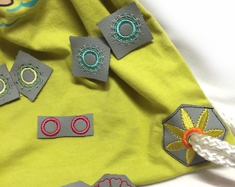 A 20 eyelets - holes embroidery file 10x10 KamSnaps embroidery pattern