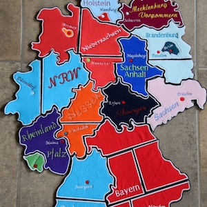 Mappa Germania 13x18 Puzzle Ricamo File ITH 16 Stati federali Ricamo Modello Scuola di ricamo