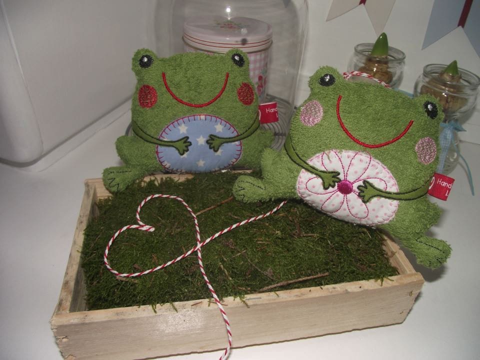 Frogs Kit Set 13x18