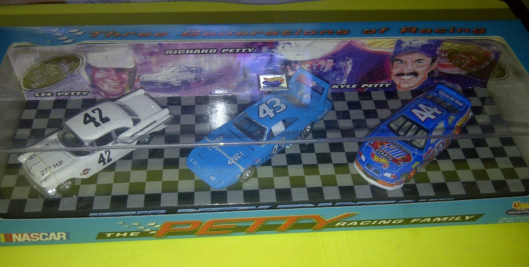 Hot Wheels the Petty Racing Family New in Cube - Etsy Canada