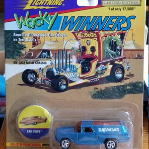 Johnny Lightning Wacky Winners Edizione limitata n. 1 di una serie di 10 Bad News El Camino Blue Edizione limitata n. in fondo alla carta