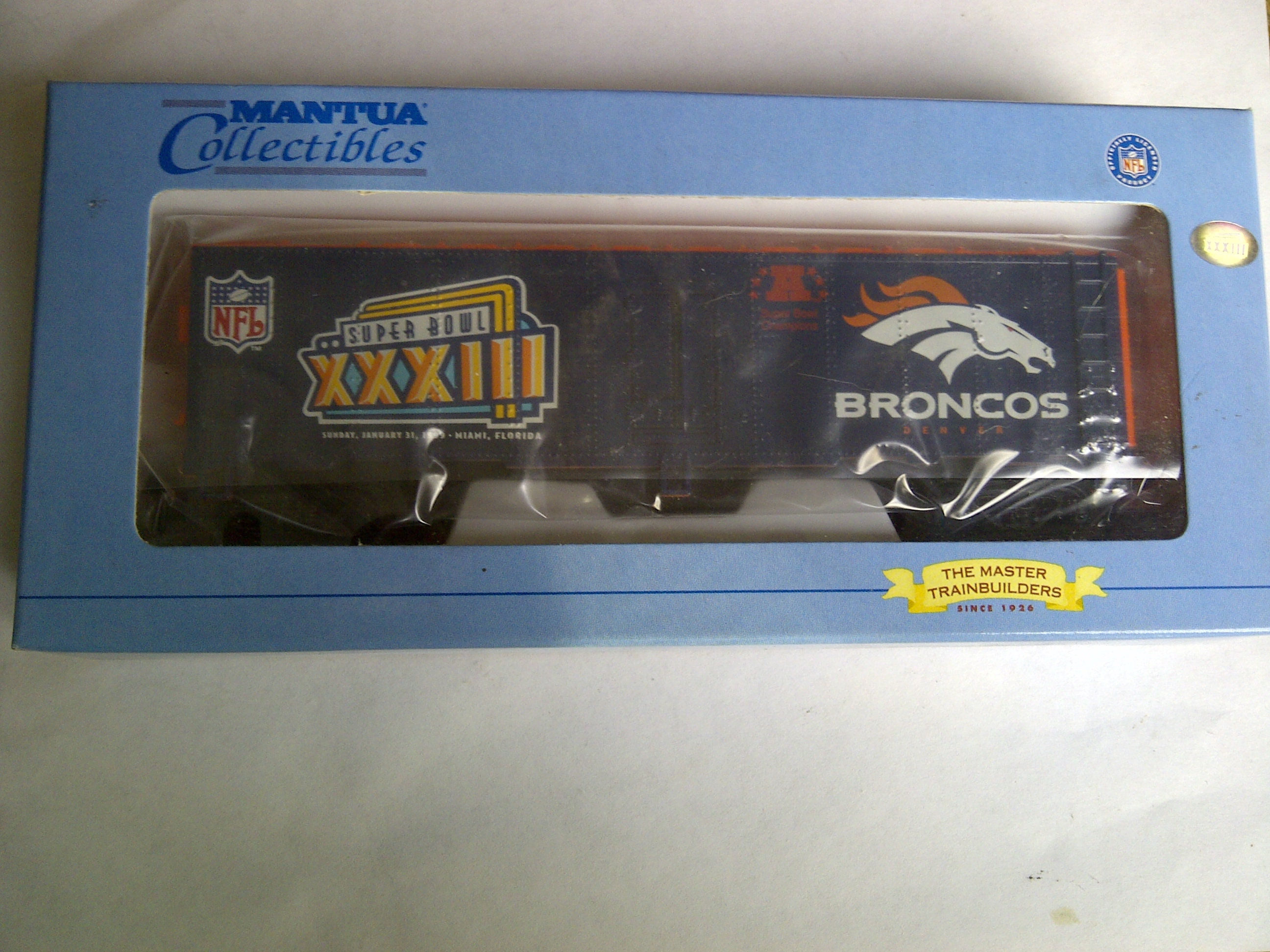 NEW Mantua HO NFL Team Train Car Denver Broncos SB33