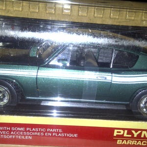 1969 Plymouth Barracuda Dark Green 1:18TH Diecast New in Box