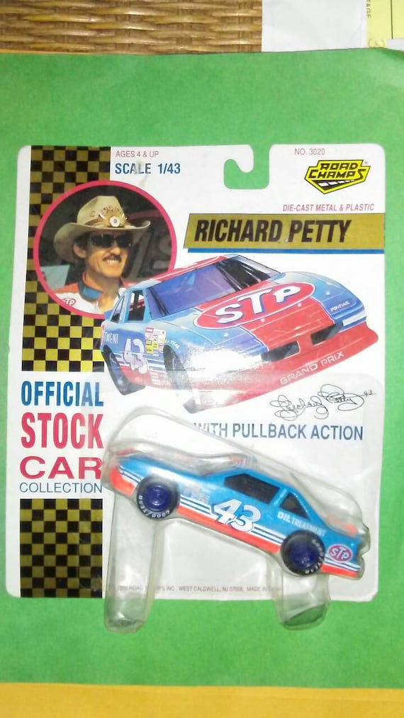 1992 NASCAR Racing Champions Stock Car STP Richard Petty #43 1:43