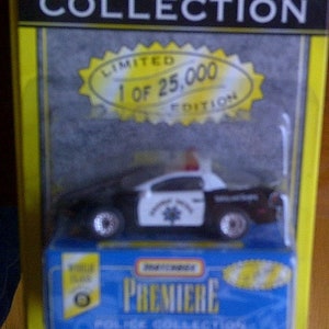 https://www.mydearpoppet.com/de/listing/721964000/Matchbox-Premier-Collection-CHP-1/64th-miniatur