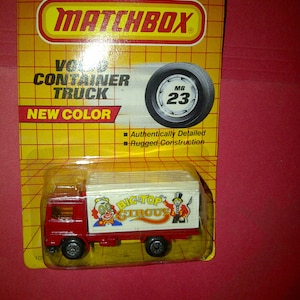Matchbox Circus Truck avec conteneur pour Ho neuf sur carte
