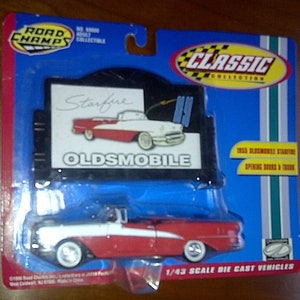 1955 Olds Strarfire 1/43 mit Werbetafel neu auf Karte