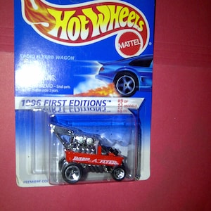 Hot Wheels Radio Flyer Wagon novo no cartão