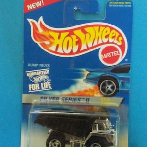 Hot Wheels Silver Serie Kipper neu auf Karte