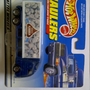 Hot Wheels Haulers Hersheys Novo no cartão