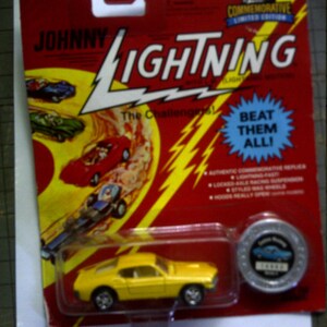 Custom Ford mustang Johnny Lightning neu auf Karte 1/64th diecast