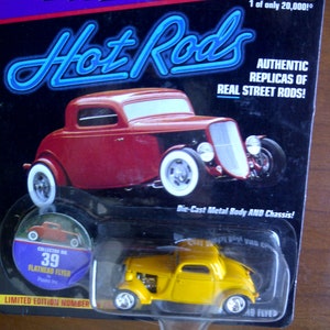 1930er Jahre Ford Flathead 1/64th diecast neu auf Karte