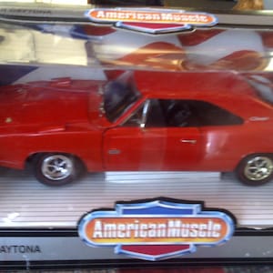 1969 Dodge Charger Daytona Red 1:18 Diecast New in box shelve wear