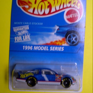 Stock Car Chevrolet Monte Carlo n° 440 Hot Wheels neuf sur carte
