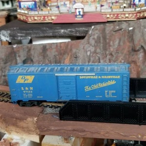 Tyco/Mantua HO Train 40' boxcar Louisville Nashville  Very Great Condition
