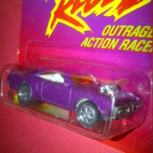 Speed Rebels 1/64th Diecast Street Freak 1970 Super Bee neu auf Karte
