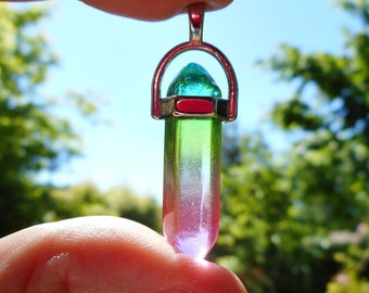 Multicolor glass pillar pendant, imitation aura