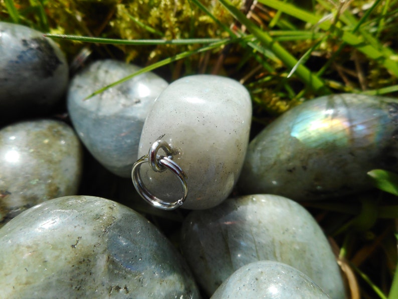 grey labradorite image 4