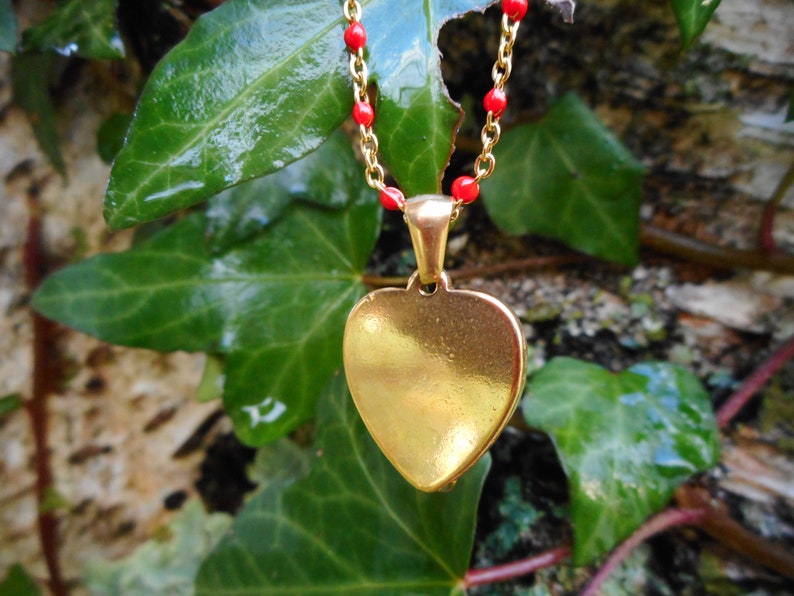 flowery heart necklace, gold stainless steel, resin beaded chain image 2
