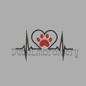 Könnte beinhalten: Schwarze und rote Stickerei eines Herzens mit einem Pfotenabdruck darin, mit einer Herzschlaglinie darunter. "Duce Embroidery" steht unter dem Design.
