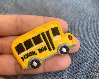 ミニスクールバス アイロン接着パッチ 刺繍アップリケ