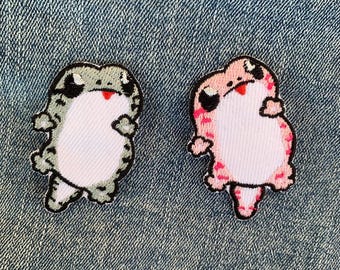 Graziosa toppa ricamata da stirare a forma di lucertola