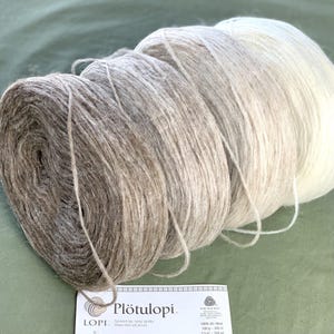 ウール スパゲッティ ロービング Plotulopi アイスランド羊ウール ロービング - 100g、Lopi Brand Iceland 製