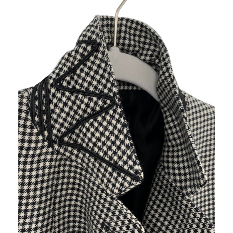 Embroidered Collar Jacket Vintage Black and White Wool Houndstooth Blazer Size 44 EU