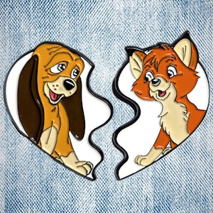 CONJUNTO de 2 distintivos de esmalte FOX e o CÃO DE CAÇA - Tod e Coper distintivos da raposa e o cão - distintivos de melhor amigo - enchimento de meia - distintivo de desenho animado