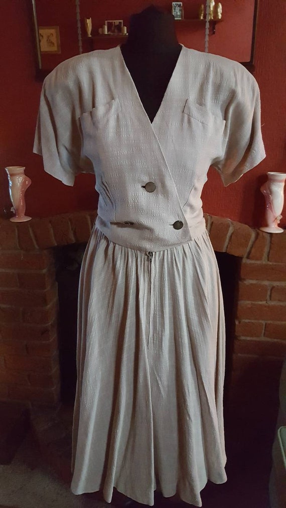 1940s zip front day dress