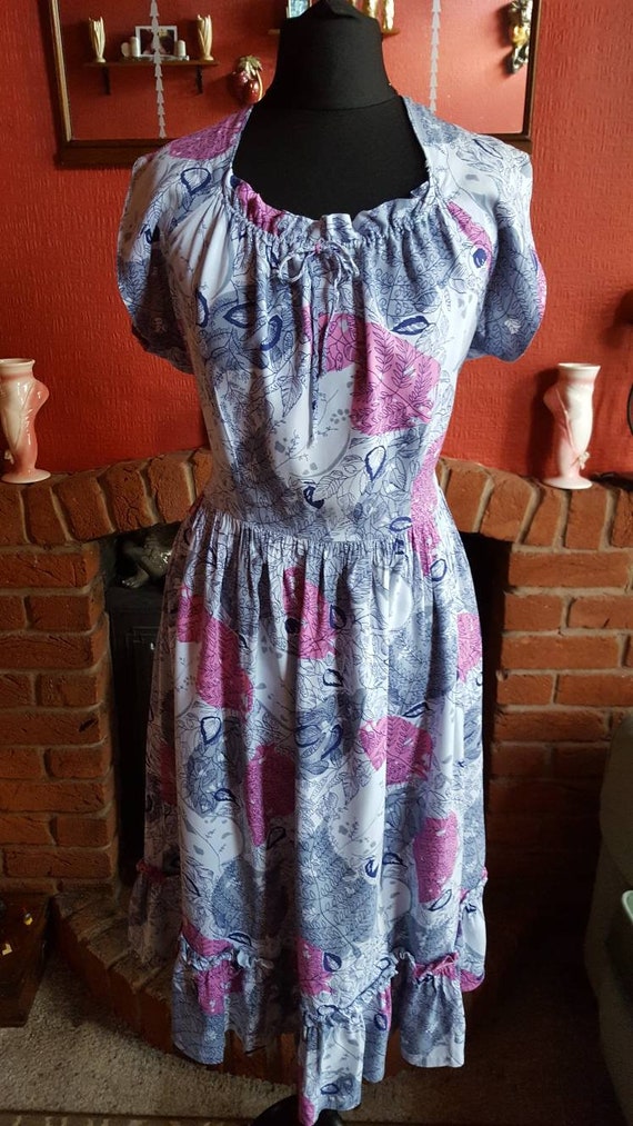 1940s gypsie style summer dress