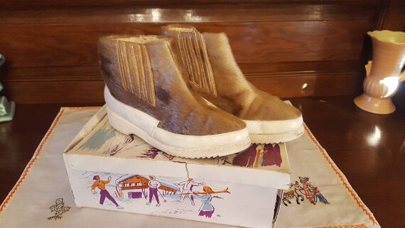 Deadstock 1950s ski/winter boots