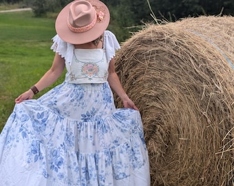 Ensemble jupe longue et chemisier en draps vintage recyclés